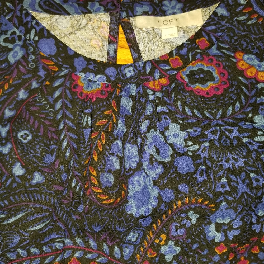 Loft Blouse - Picture 2 of 3